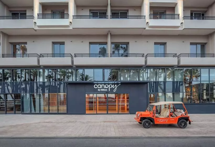 ホテル Canopy By Hilton Cannes