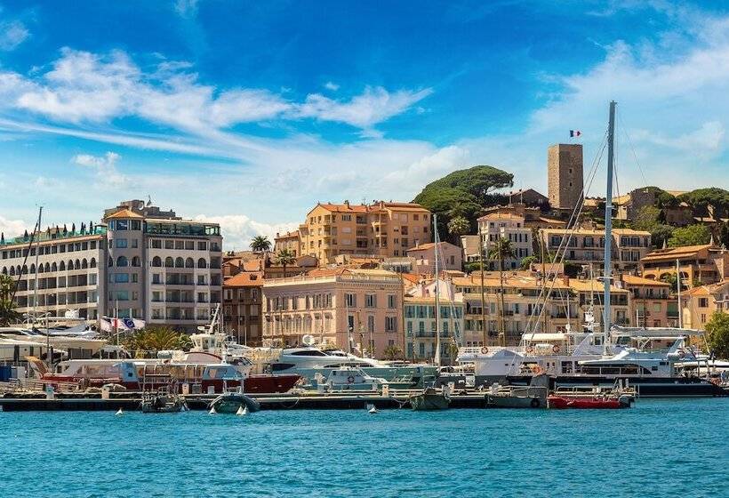 هتل Canopy By Hilton Cannes