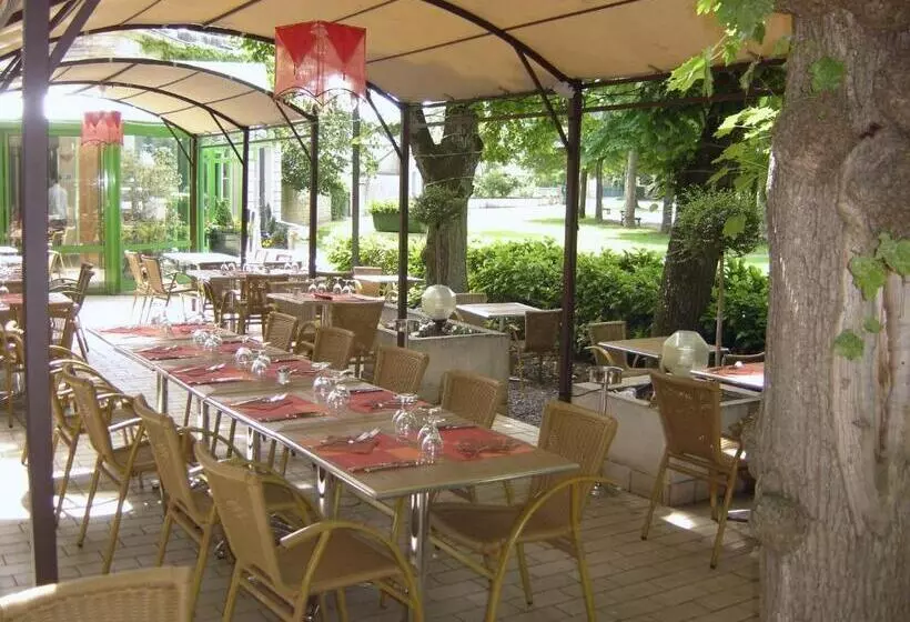 Hotel Restaurant Du Parc De La Colombiere