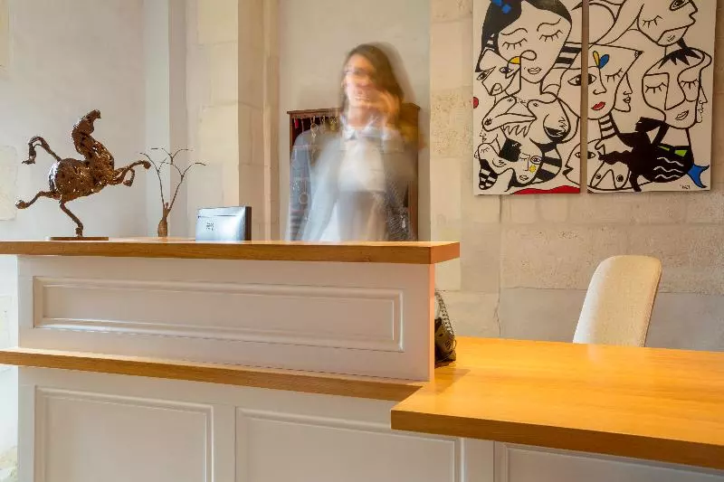 Резиденция Hôtel The Originals Résidence De Rohan