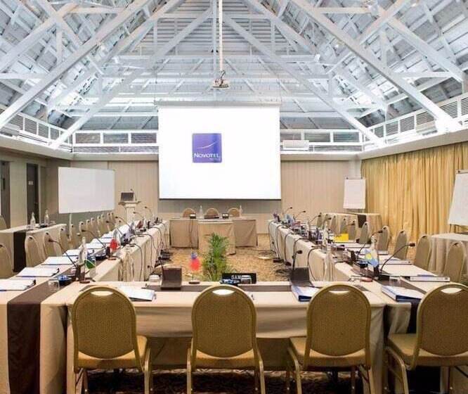 منتجع Novotel Nadi