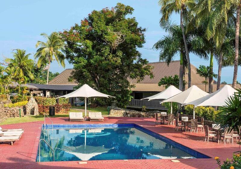 منتجع Novotel Nadi