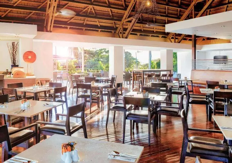 渡假胜地  Novotel Nadi