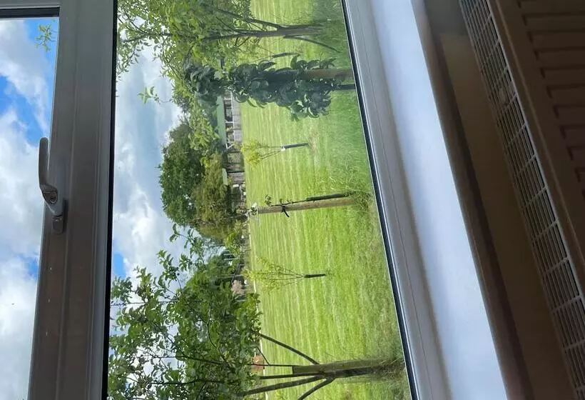 فندق Boship Lions Farm