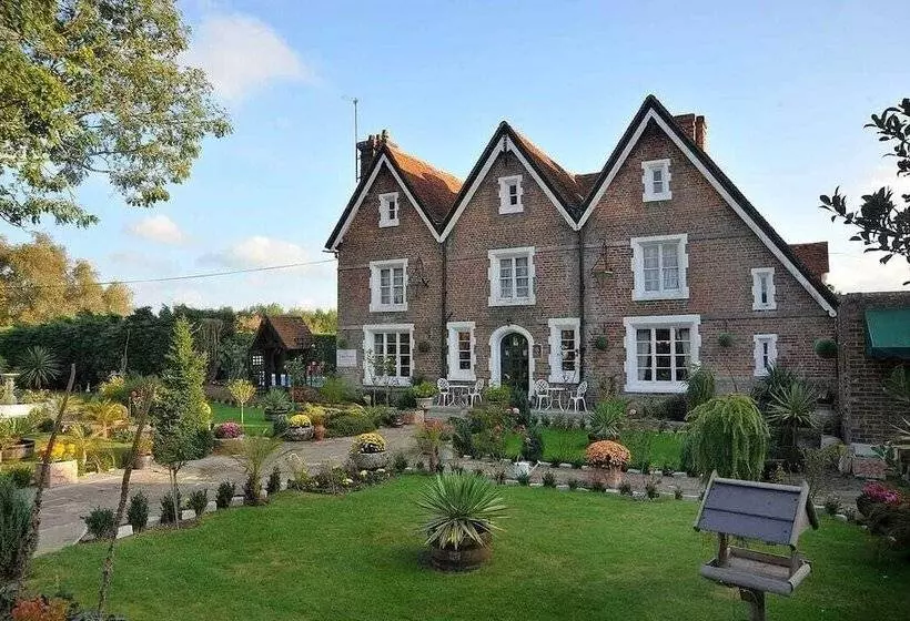 فندق Boship Lions Farm