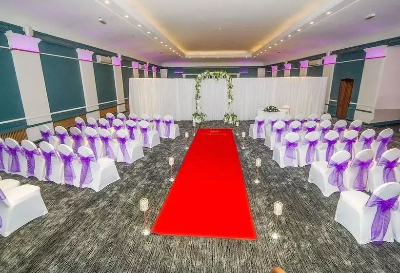 酒店 Aberdeen Douglas