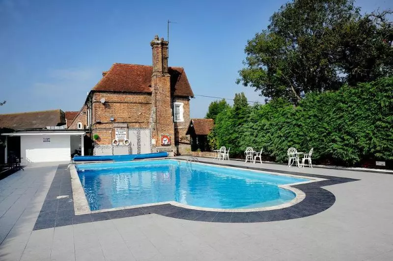 فندق Boship Lions Farm