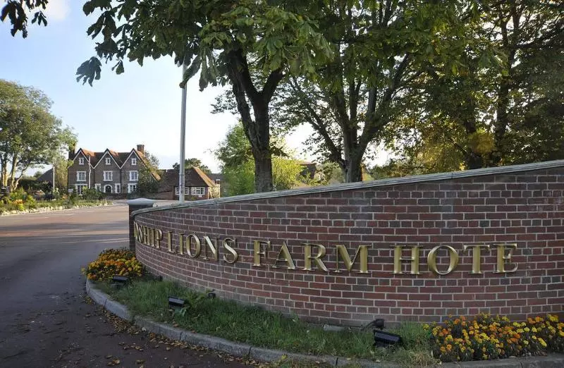 فندق Boship Lions Farm