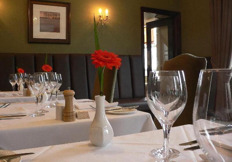 فندق Hatton Court