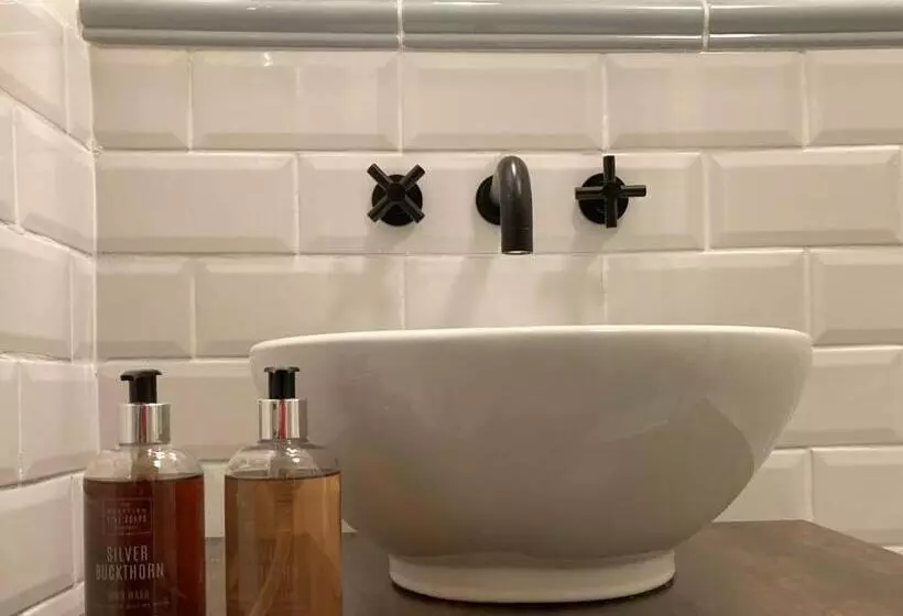 هتل Heathpark House