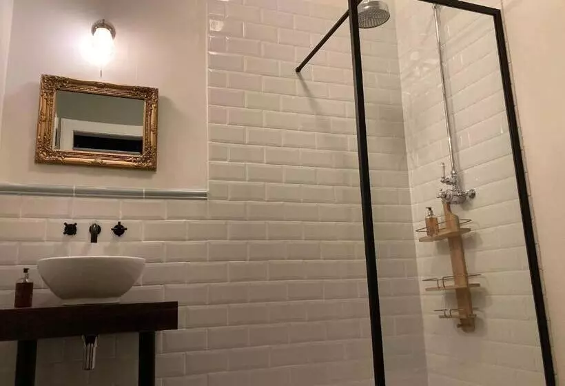 هتل Heathpark House