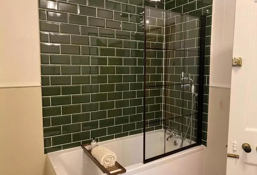 هتل Heathpark House