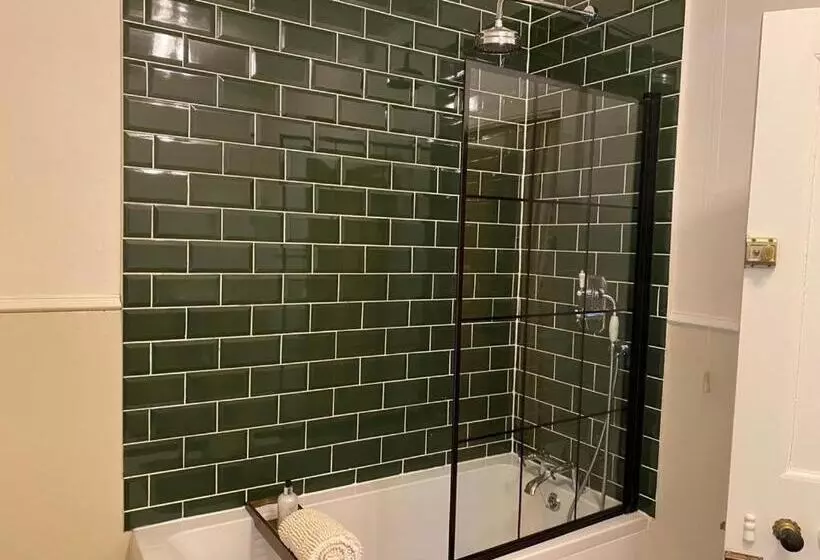 هتل Heathpark House