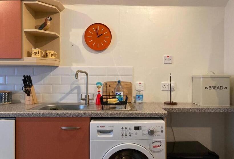 فندق Heathpark House