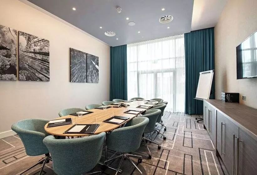 فندق Hilton Garden Inn Abingdon Oxford