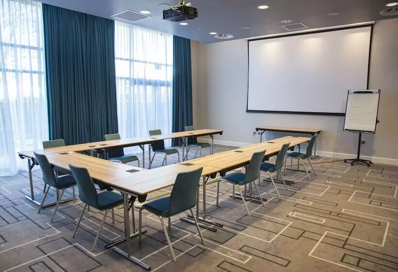 فندق Hilton Garden Inn Abingdon Oxford