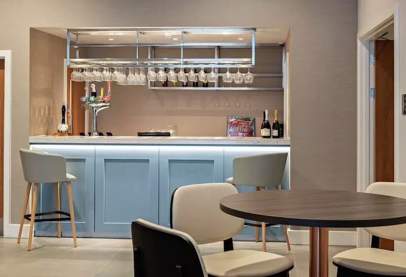 فندق Hilton Garden Inn Abingdon Oxford