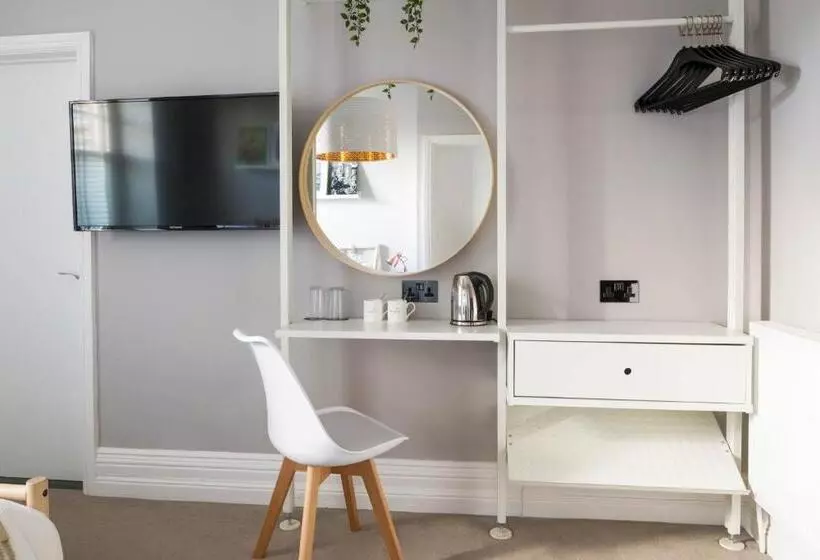 בית מלון כפרי Housel Bay