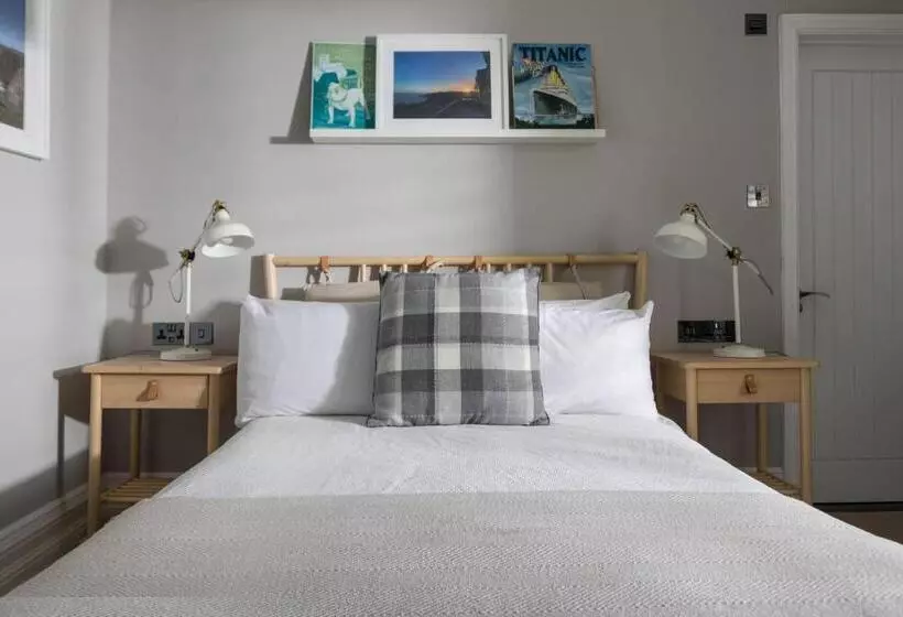 בית מלון כפרי Housel Bay