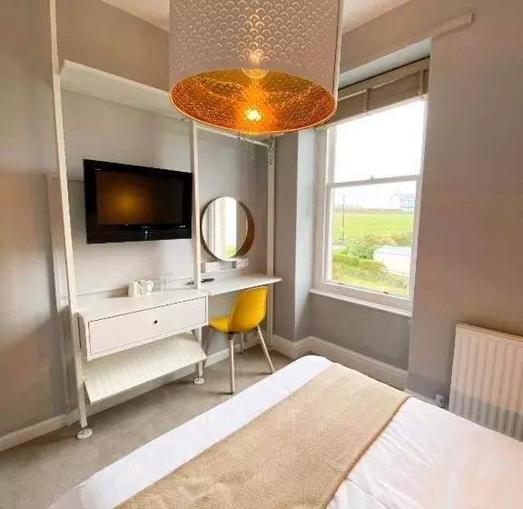 בית מלון כפרי Housel Bay