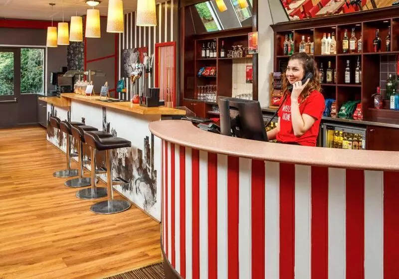 هتل Ibis Birmingham Centre Irving Street