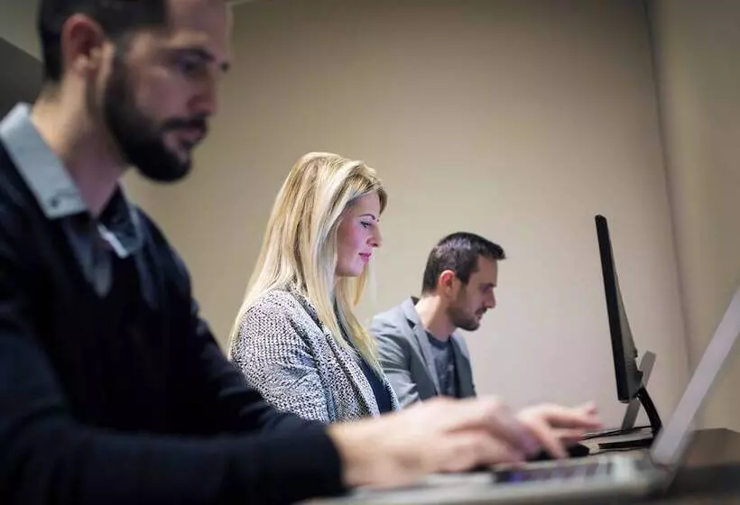 בית מלון כפרי Mercure Doncaster Centre Danum