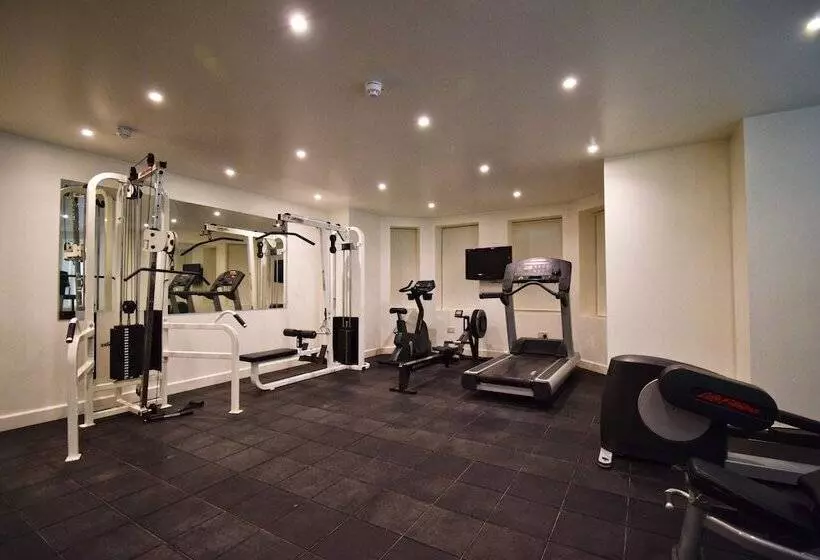 Отель The Chatsworth