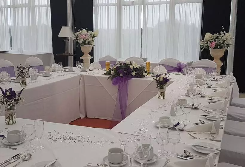 The Diplomat Hotel Restaurant & Spa