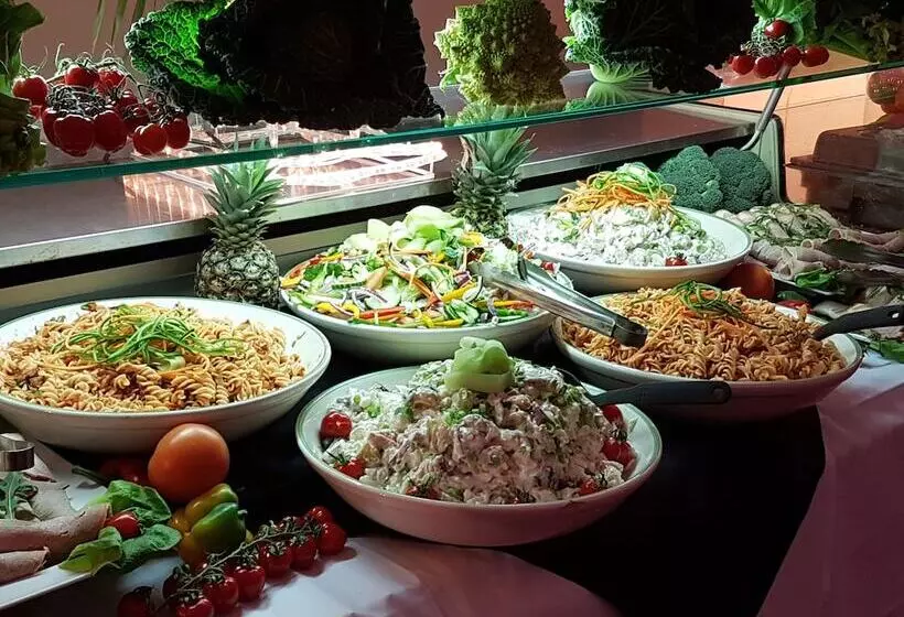 The Diplomat Hotel Restaurant & Spa