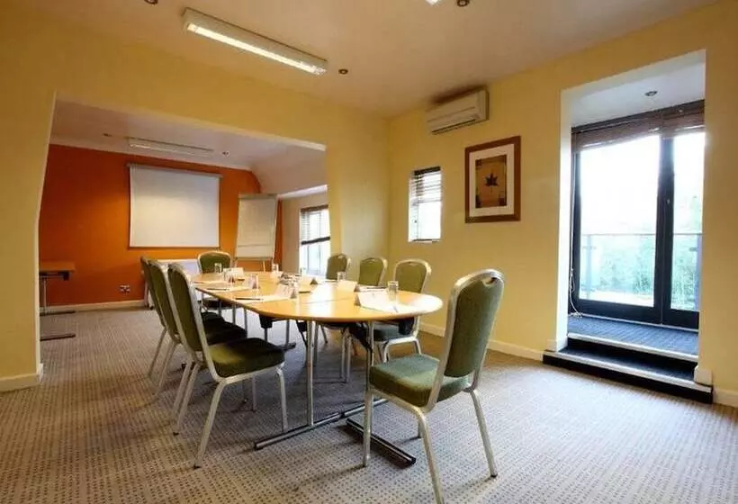 هتل Birmingham Great Barr