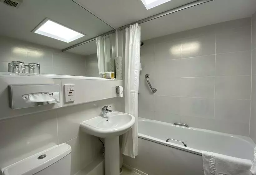 هتل Birmingham Great Barr