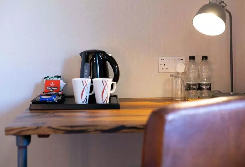 Hotel Cedar Court Wakefield