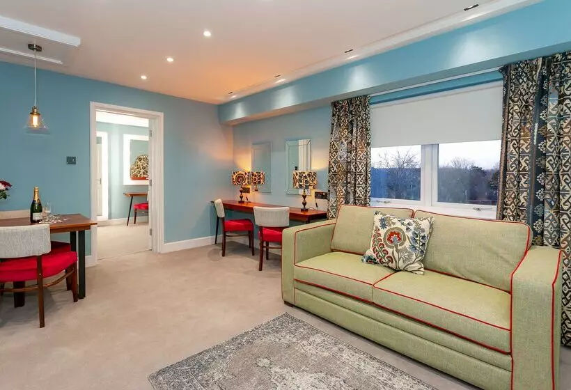 Hotel Cedar Court Wakefield