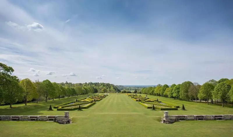 ホテル Cliveden House   An Iconic Luxury