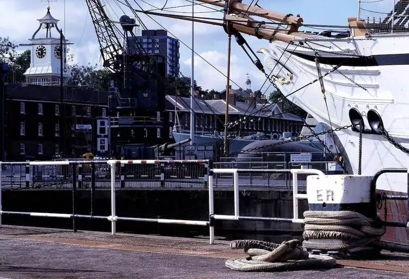 Delta Hotels By Marriott Tudor Park Country Club