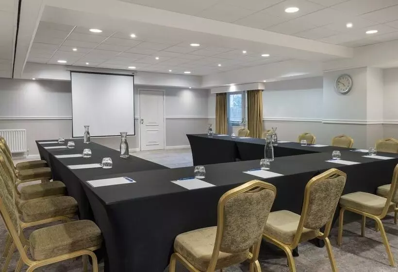 Delta Hotels By Marriott Tudor Park Country Club