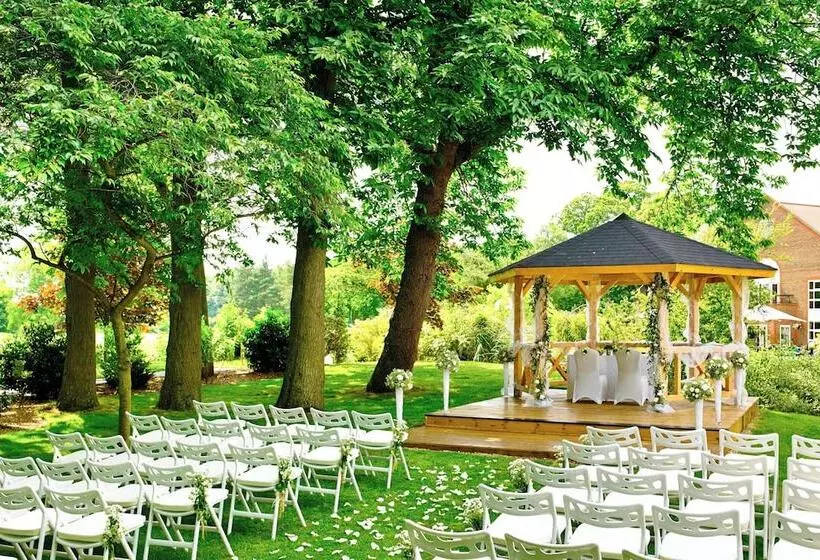 Delta Hotels By Marriott Tudor Park Country Club