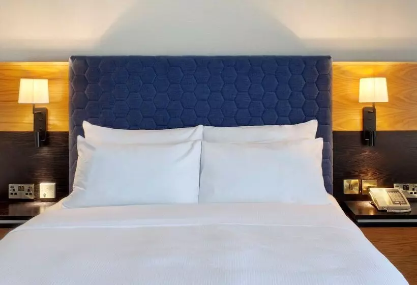 فندق Doubletree By Hilton Manchester Airport