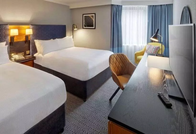 فندق Doubletree By Hilton Manchester Airport