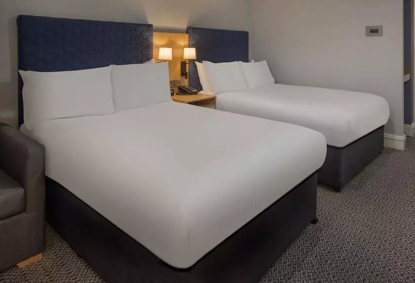 فندق Doubletree By Hilton Manchester Airport