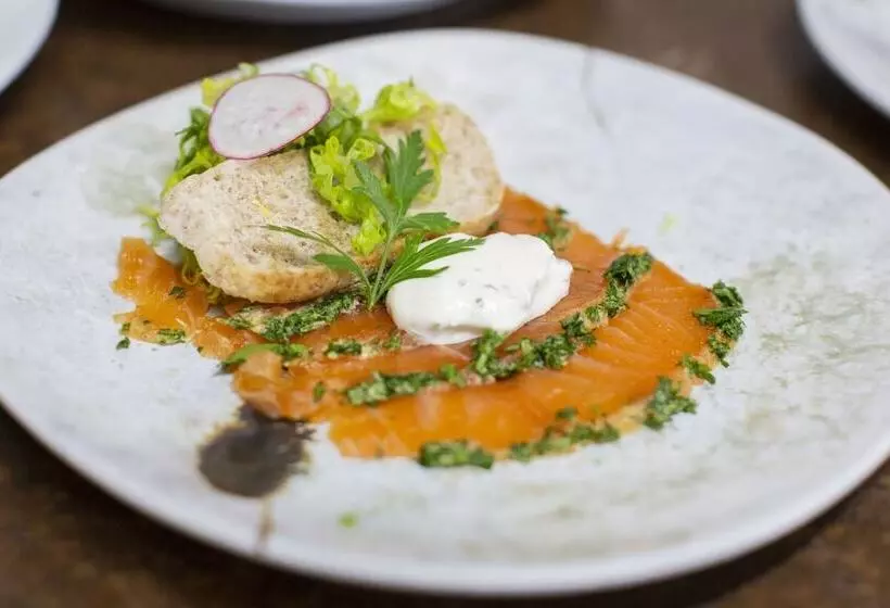 בית מלון כפרי Eddrachilles