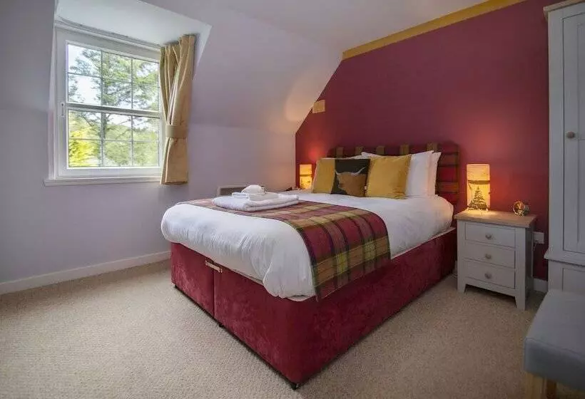 בית מלון כפרי Eddrachilles