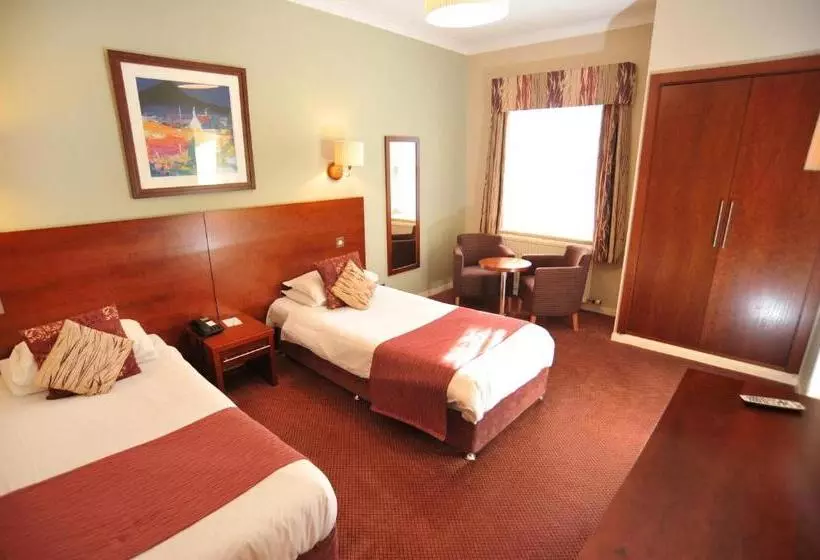 فندق Golden Lion