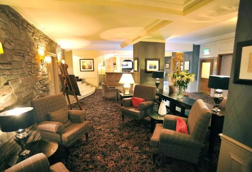 فندق Golden Lion