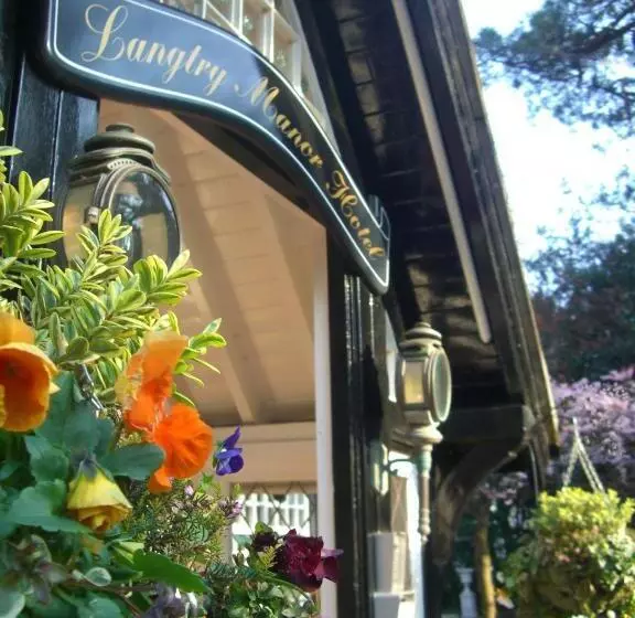 هتل Langtry Manor