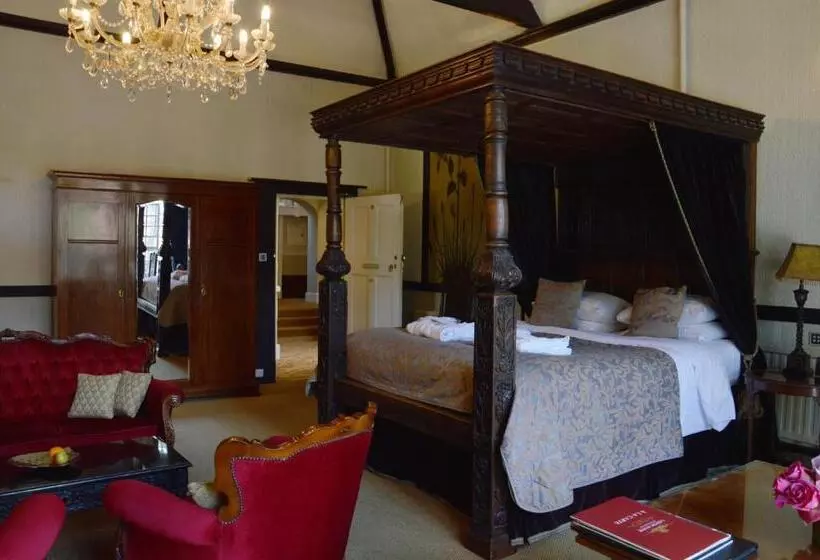 هتل Langtry Manor