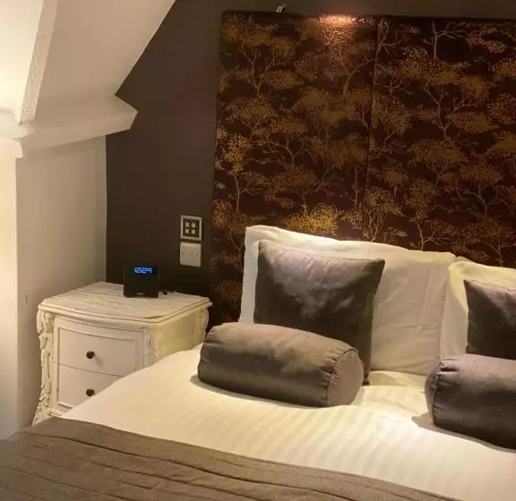 هتل Langtry Manor