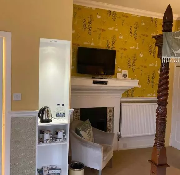 هتل Langtry Manor