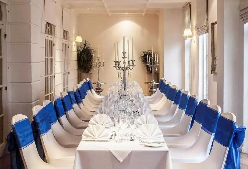 هتل Mercure Exeter Southgate