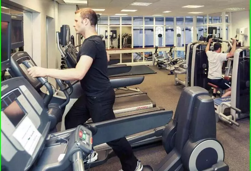 هتل Mercure Exeter Southgate